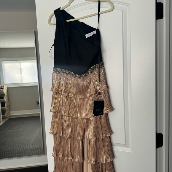 NWT Ieena For Mac Duggal One Shoulder Tiered Ruffle Gown Women’s Black Gold 8 - Picture 7 of 7